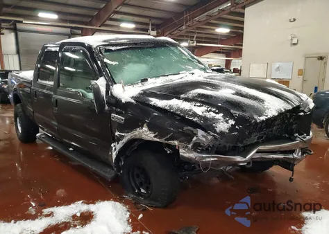 2002 Ford F250 Super Duty z USA, uszkodzony, nr VIN 1FTNW21F12EC59508